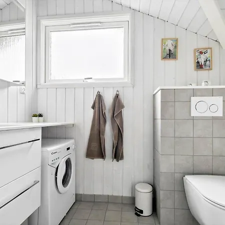 Sj279-bjert-oluf-ravns-vej-29 Binderup Strand